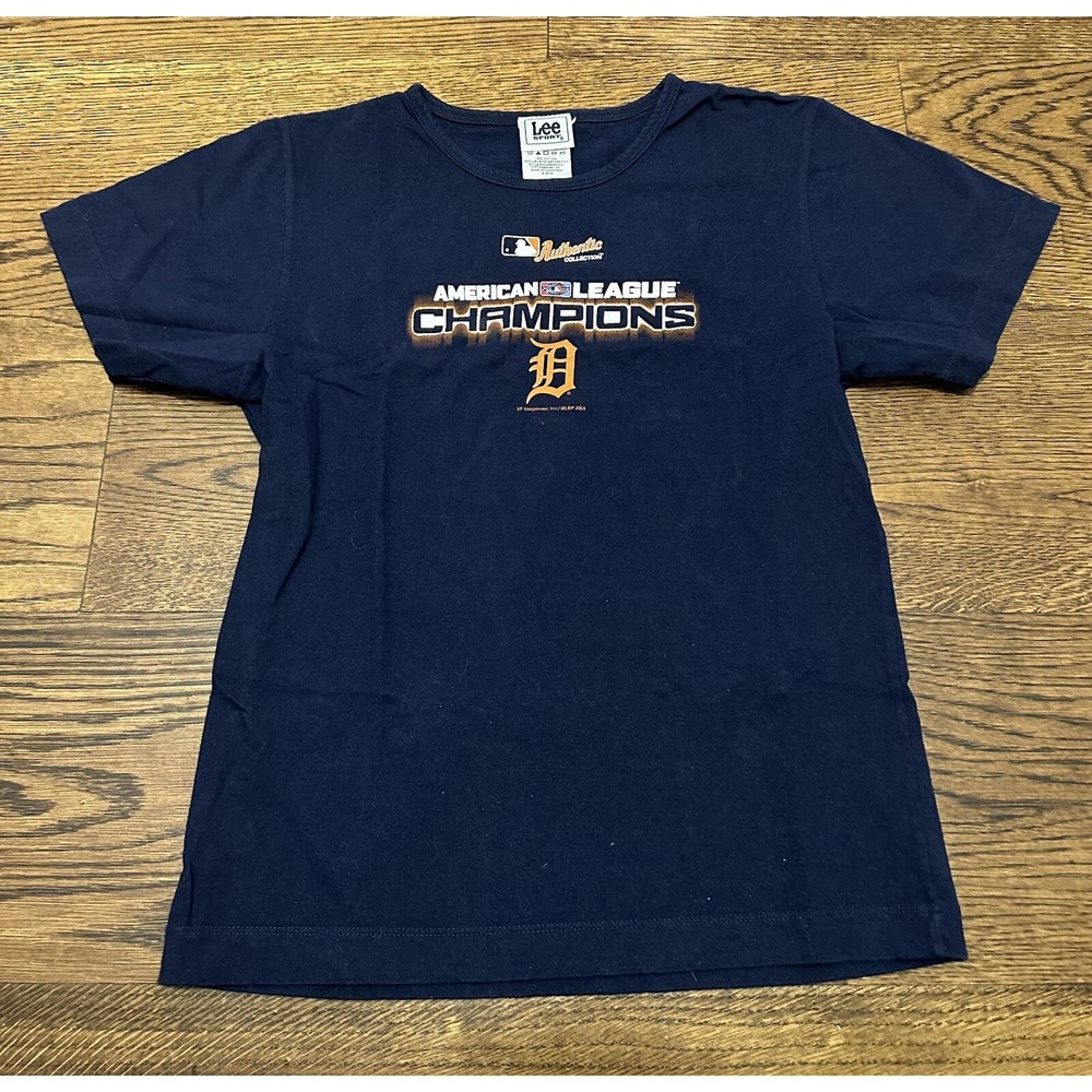 Vintage 2006 Detroit Tigers Women Baby Tee Blue T-Shirt size Small Lee Sport Y2K